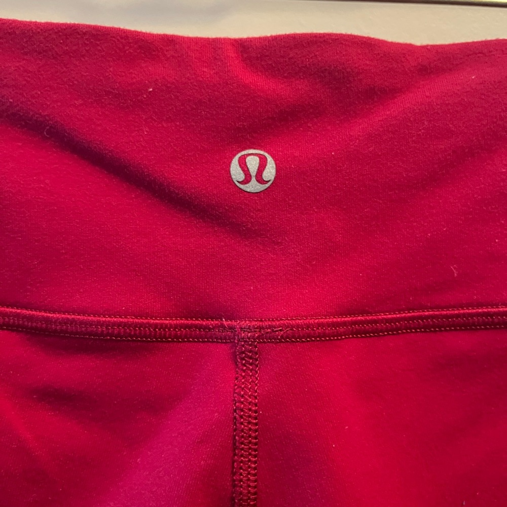 Lululemon leggings!